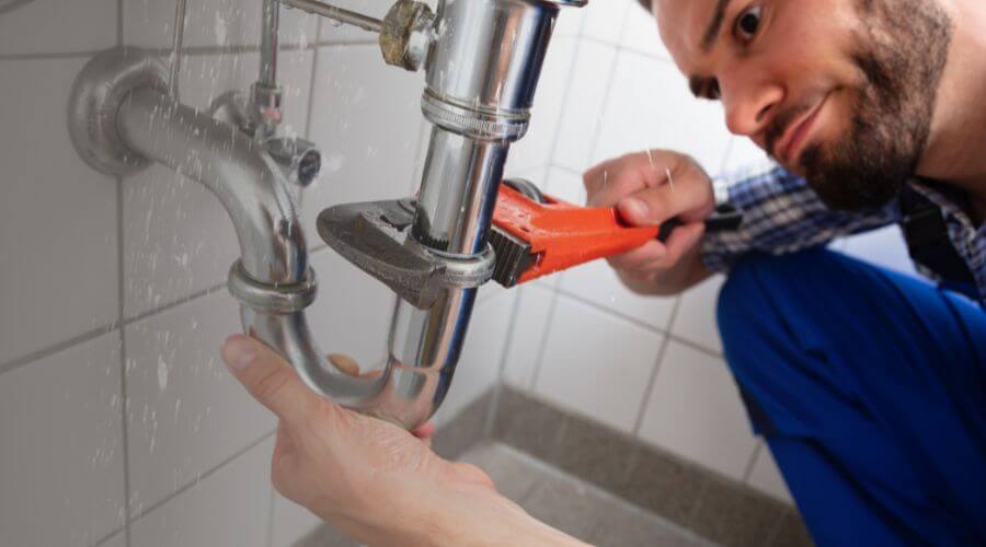 Local tankless water heater installation in Berea, OH